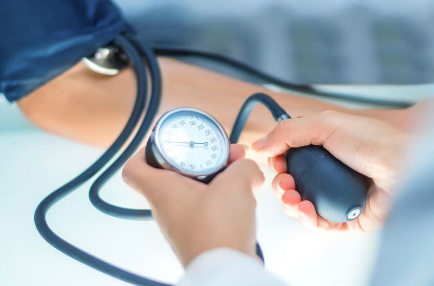 Misurazione della pressione durante la cessazione del fumo