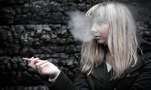 qual è il sogno di una donna che fuma